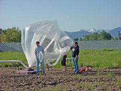 Filling a balloon